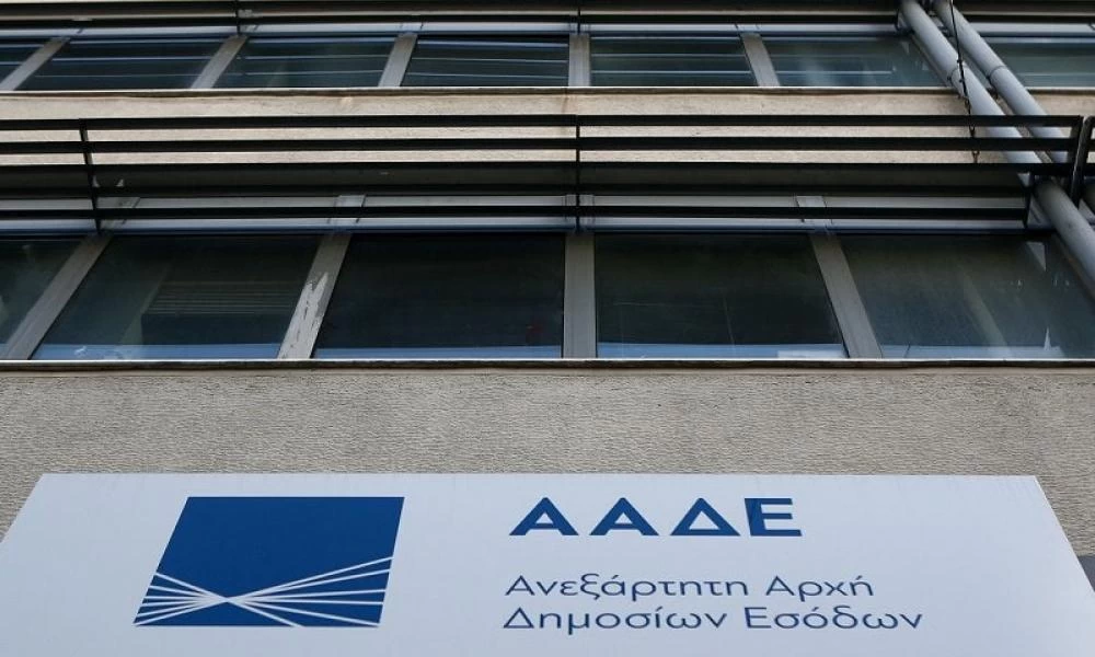 "Λαβράκι" οι έλεγχοι της ΑΑΔΕ: 1 στα 3 αυτοκίνητα με "ξένες" πινακίδες